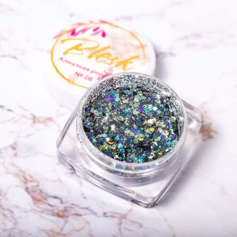 BLESK Дизайн для ногтей Алмазная россыпь №06 в интернет магазине в Сургуте,BLESK Дизайн для ногтей Алмазная россыпь №06 купить в Сургуте, Интернет-магазин Shopnails.pro Сургут предлагает купить BLESK Дизайн для ногтей Алмазная россыпь №06, гели, акрилы, мономеры, наборы гель лаков Шеллак, биогелей OPI Axxium, специальные жидкости